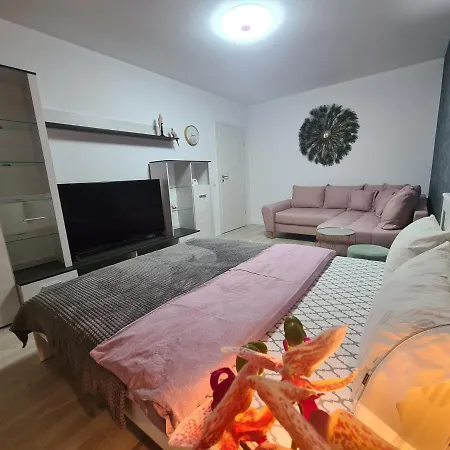 Apartmán Ghencea 158 Floor 10 *